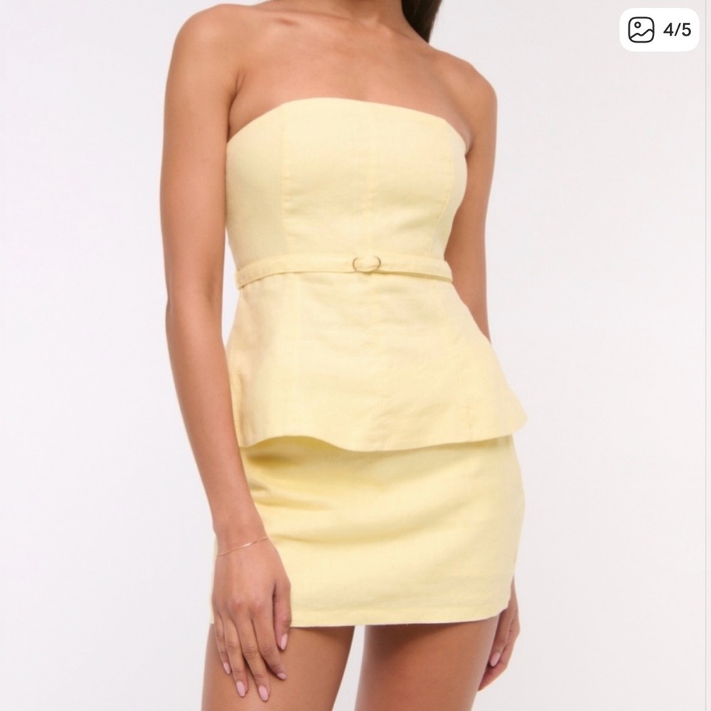 Abercrombie & Fitch Strapless Yellow Dress